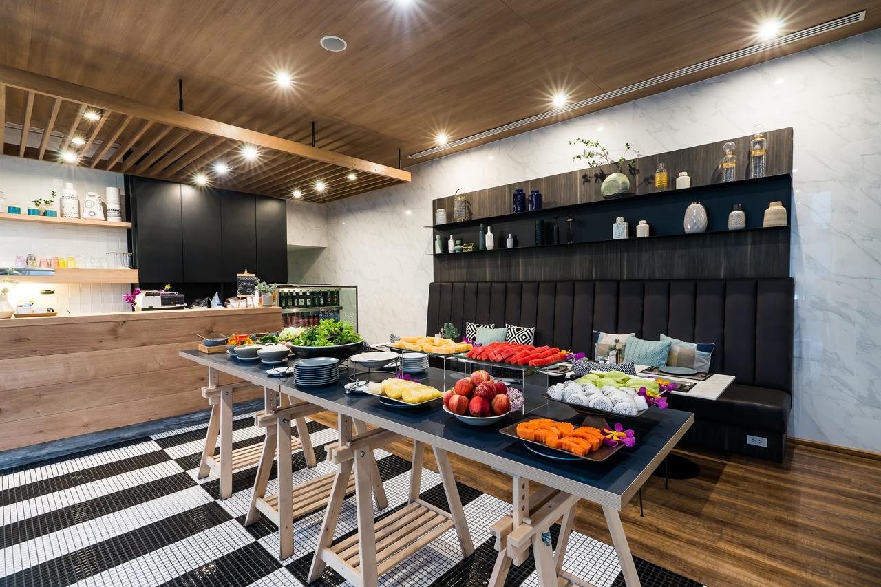 The Residence On Thonglor By Uhg Bangkok Buitenkant foto